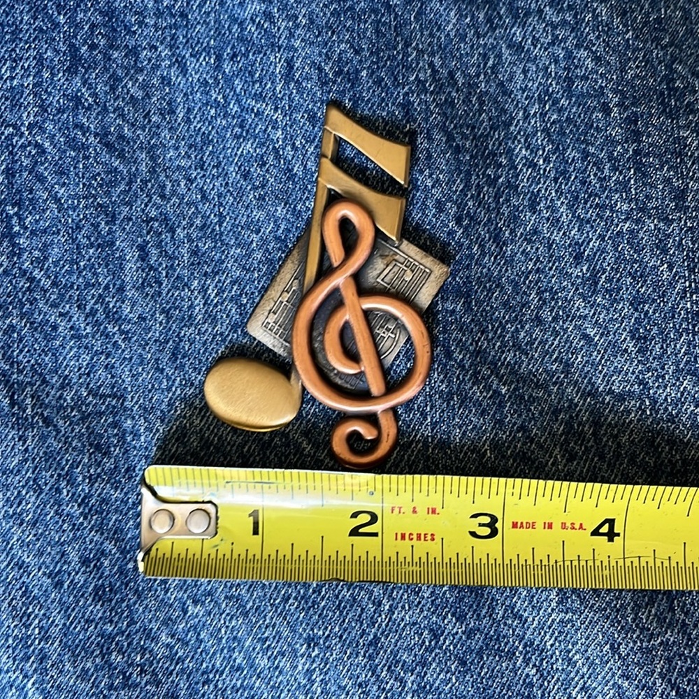 Musical Notes and Sheet Music Three Tone Metal Brooch Pin